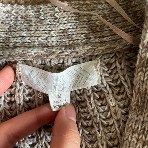 Cardigan - Picture 3 of 3